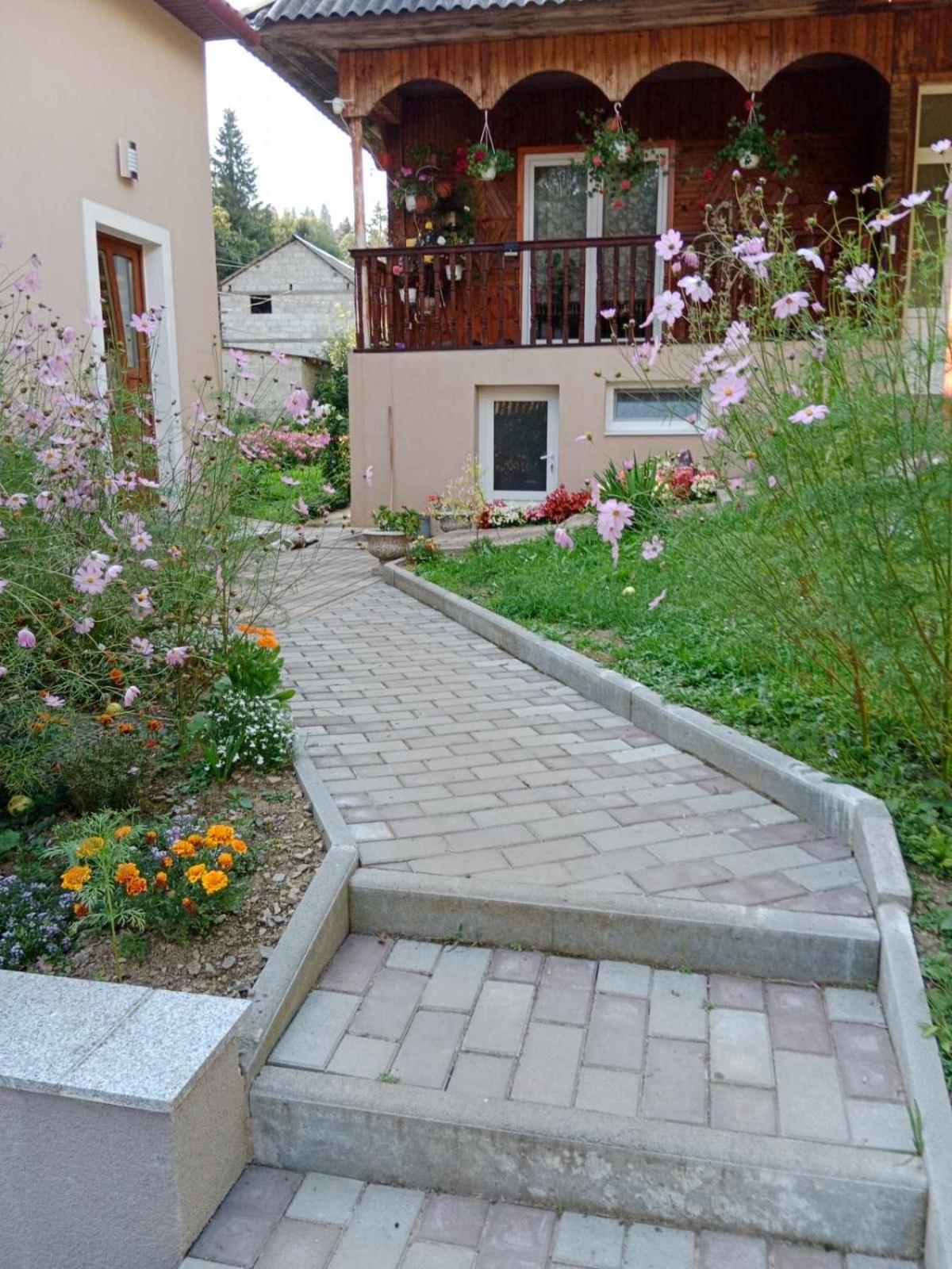 Cottage house Podobovets Esterno foto