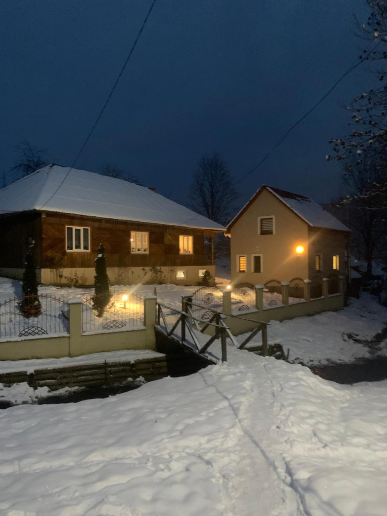 Cottage house Podobovets Esterno foto
